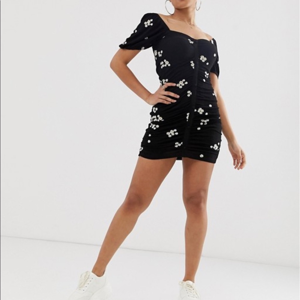 Petite rushed daisy dress